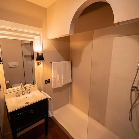 Konukevi Santa Maria Foris 4*