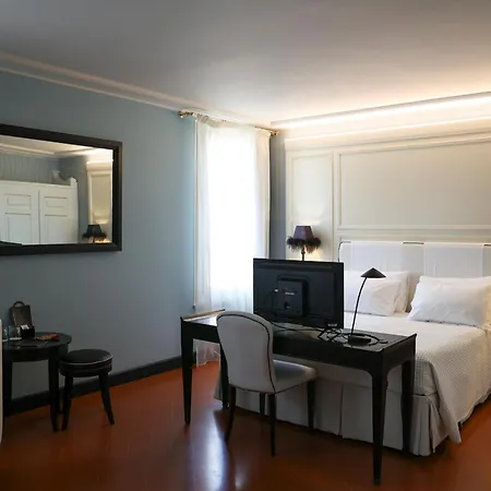 Santa Maria Foris Pensión Rávena