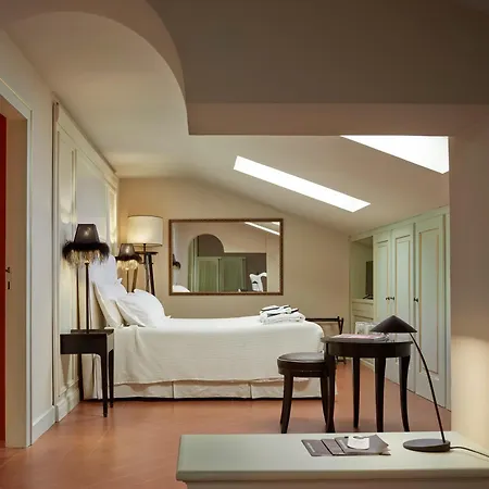 Santa Maria Foris Pensión Rávena